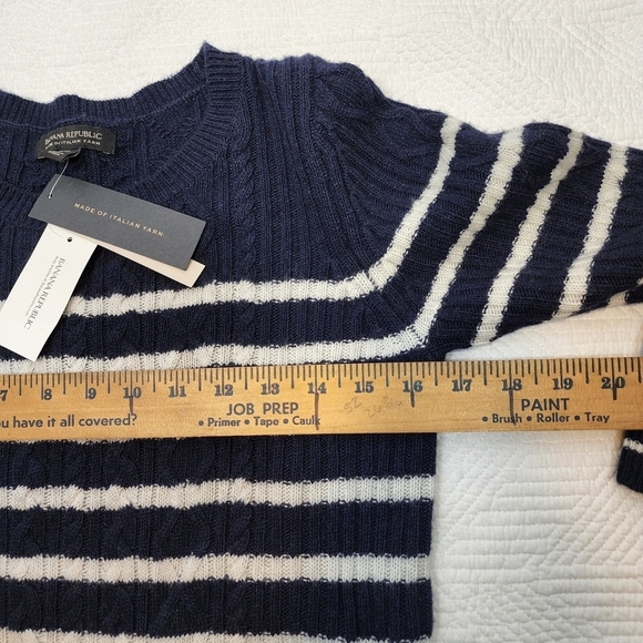 NWT Banana Republic Wool Cashmere Banana Sweater Peplum Hem Navy White Size SP - Picture 10 of 16